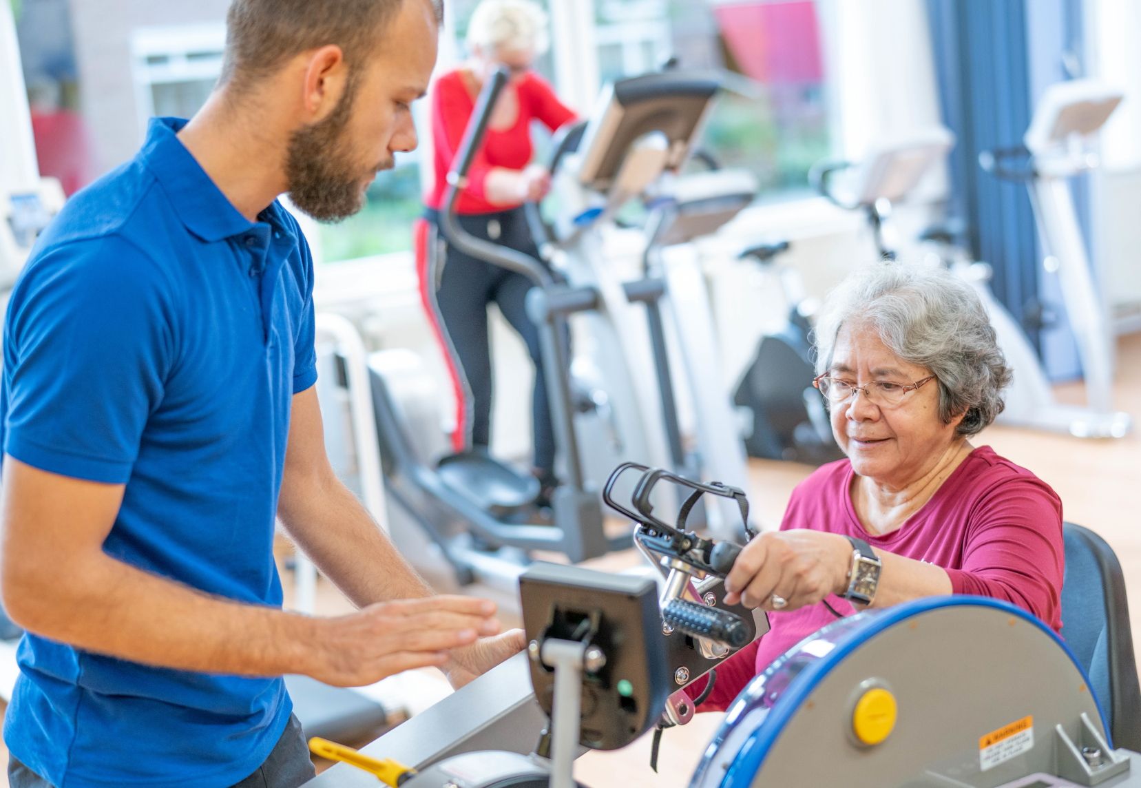 CH Fitnesszaal Mw Roza Thijs Meesters Armcrosstrainer 2 PZC Dordrecht-medische fitness